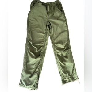 Green aritzia TNA drawstring pants size 2XS